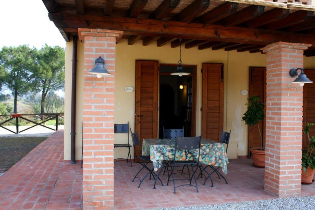 Agriturismo Le Docce Castelfiorentino Cameră foto