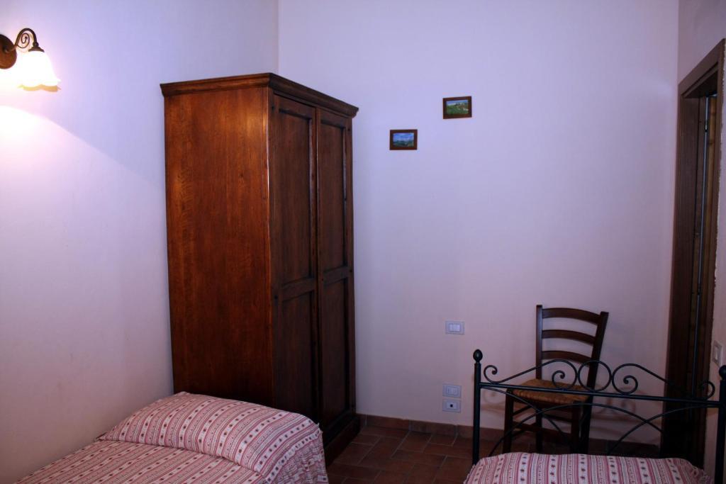 Agriturismo Le Docce Castelfiorentino Cameră foto