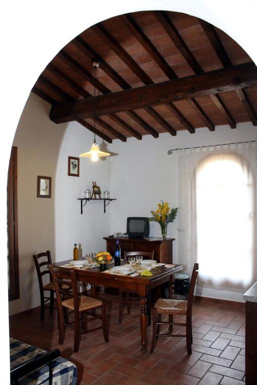Agriturismo Le Docce Castelfiorentino Cameră foto